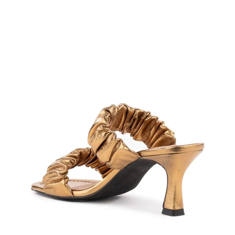 Seychelles Heel- Leeward Gold
