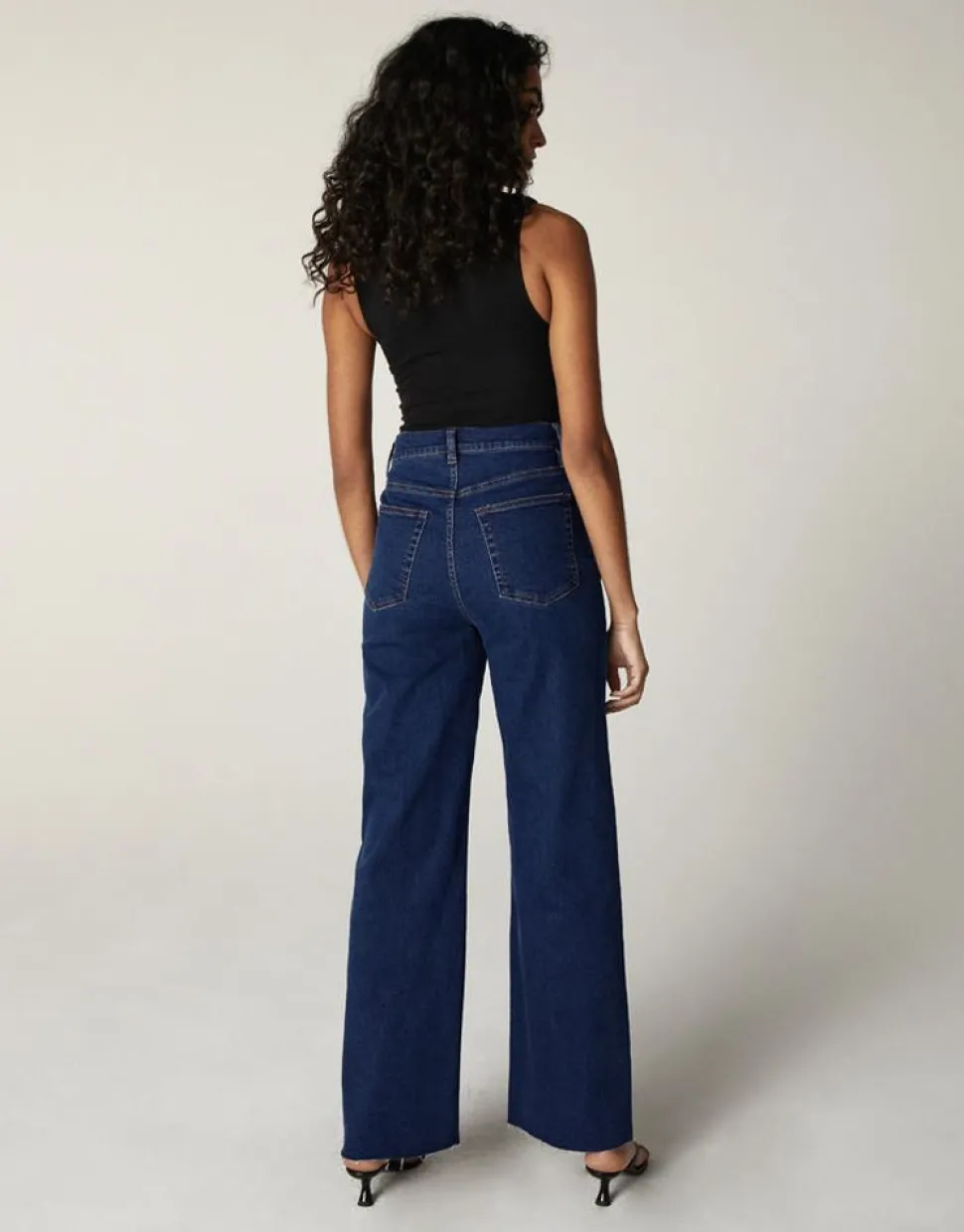 Unpublished Jeans- Noemi Long High-Rise Wide Leg In Robertson