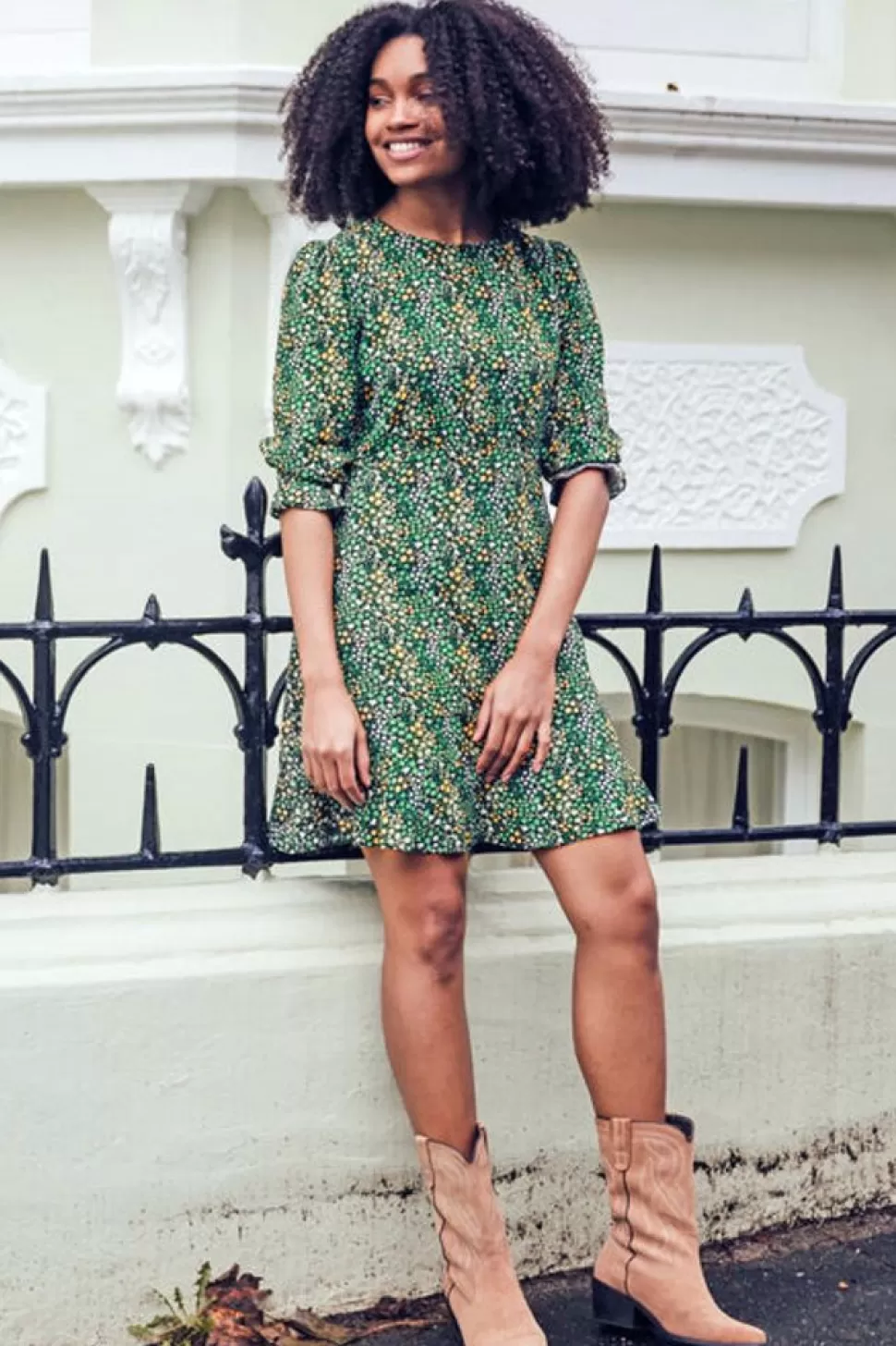 Sugarhill Brighton Mini- Lorelei Dress - Black/Green, Ditsy Floral